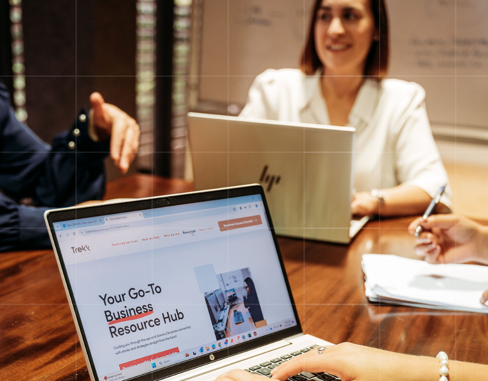 Business advisory research on digital tools using a business resource hub platform.